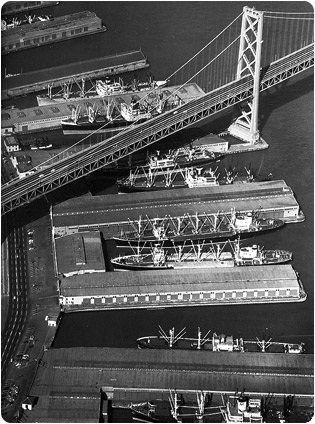 About - historic photo of Piers 30-32