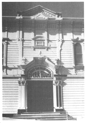 historic building as landmarks